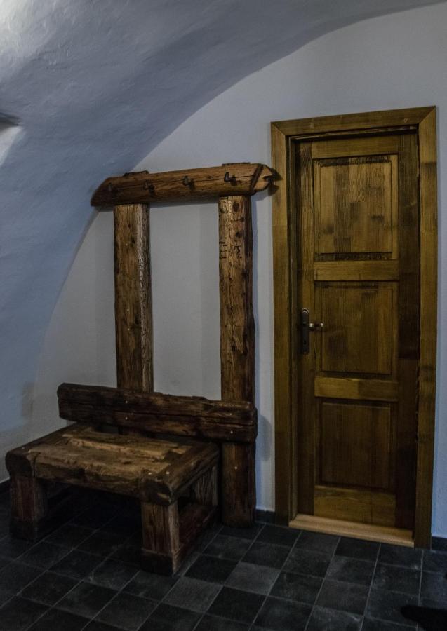 Apartmany Pod Schodami Banská Štiavnica المظهر الخارجي الصورة